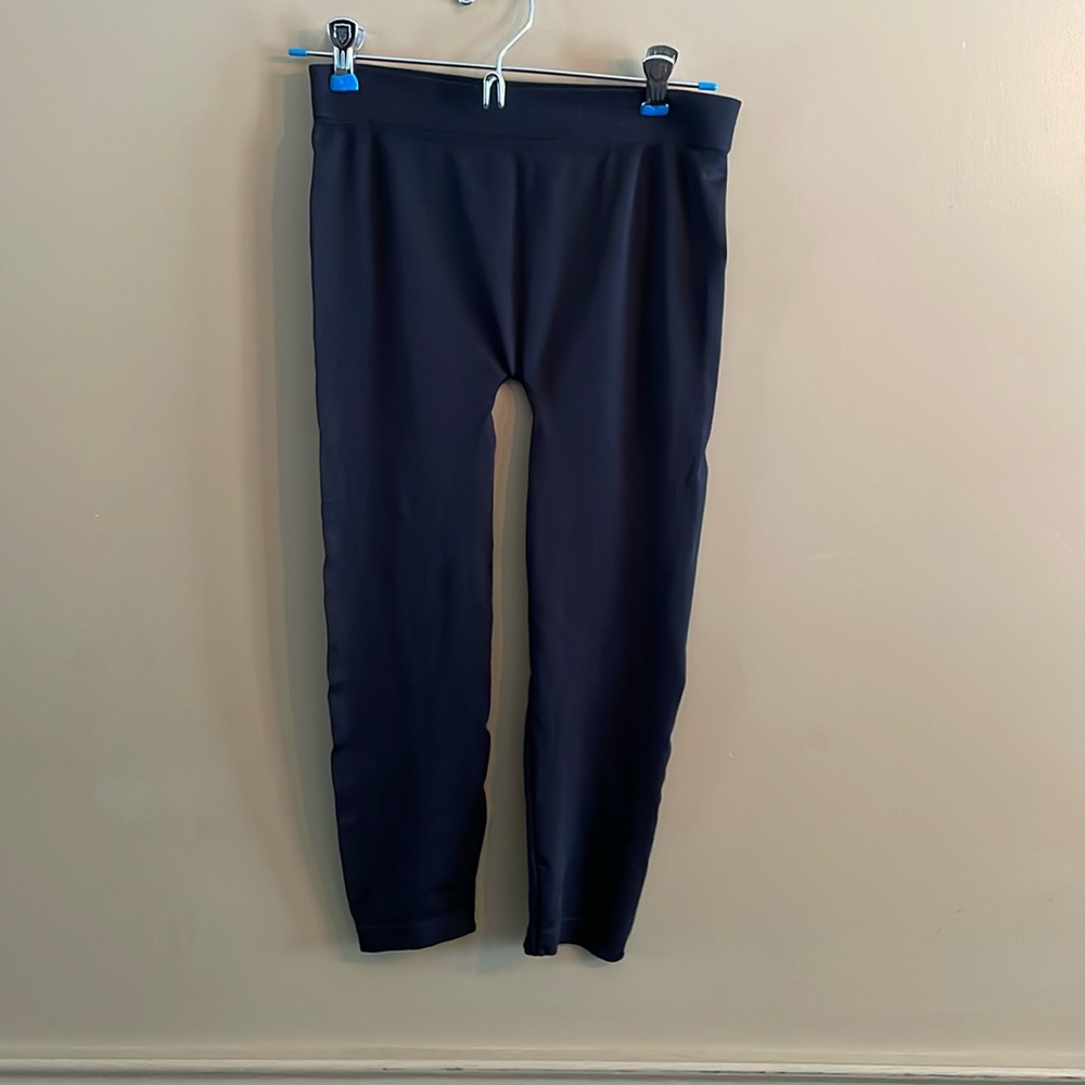 Black knit cropped legging. Size is Free Size